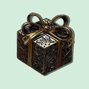 Vintage “Present” Brooch by Best